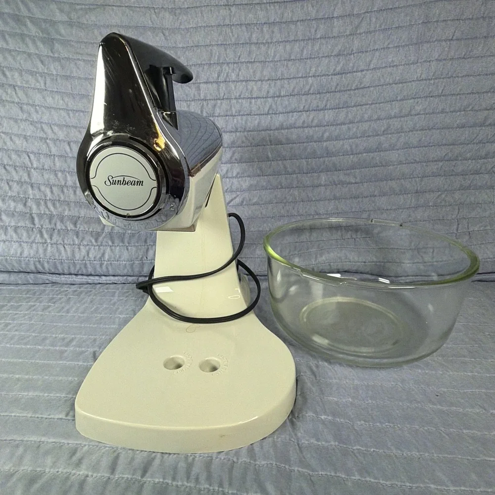 Vintage Sunbeam Mixmaster Stand Mixer 12 Speed Dual w/ Glass Bowl Works